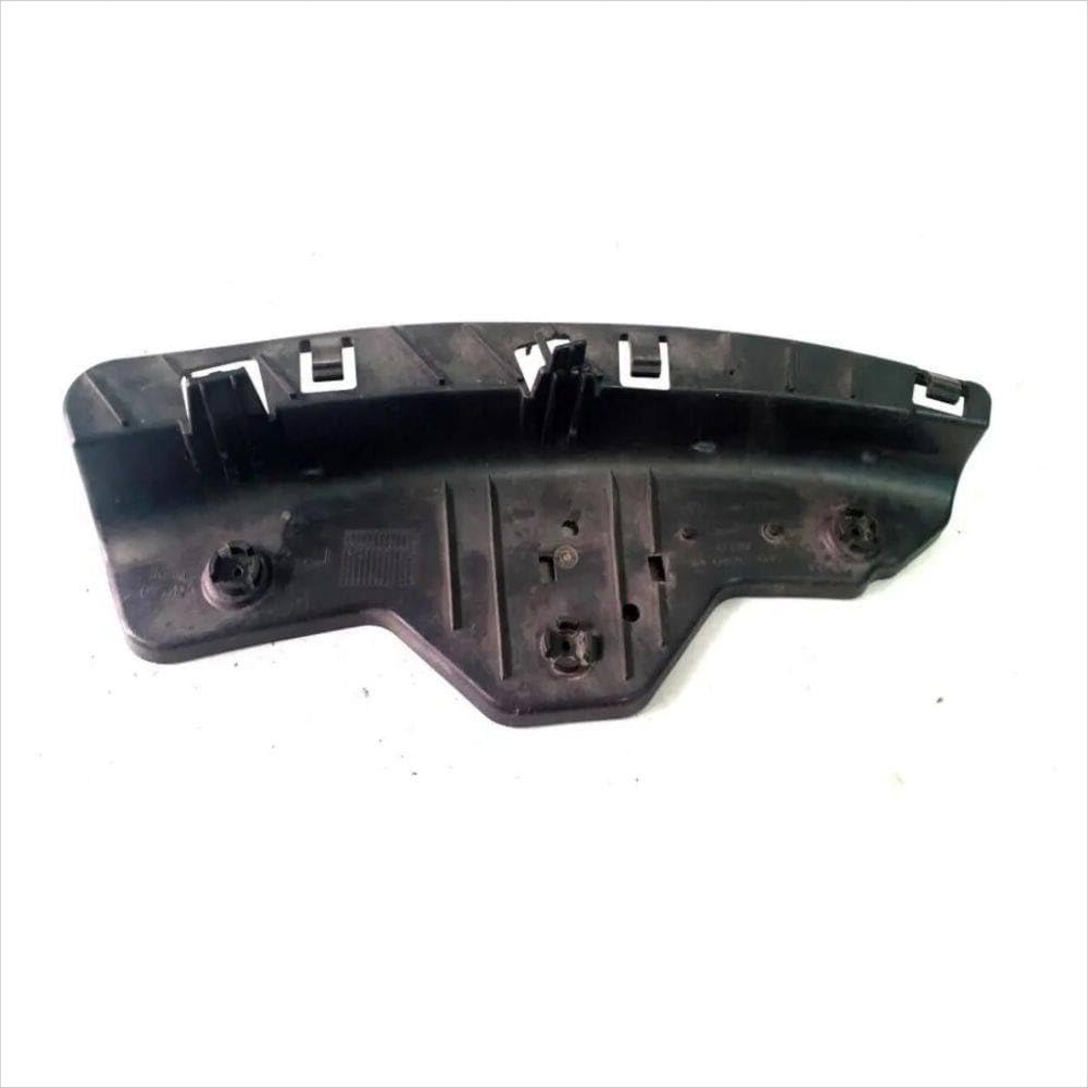სამაგრი მაშუქის მარჯვენა - FORD ESCAPE 2012-2016 სამაგრი მაშუქის მარჯვენა - FORD ESCAPE 2012-2016