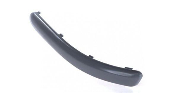 Front bumper moulding right